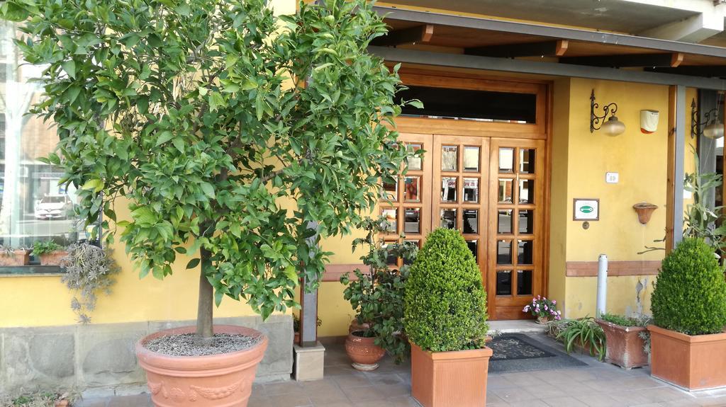 Albergo Le Rose Pistoia Exterior photo